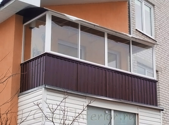 Застеклённый балкон