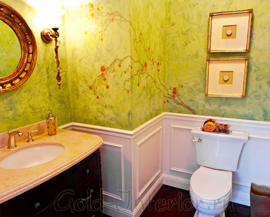 Зелёный + морковный цвет в интерьере туалета